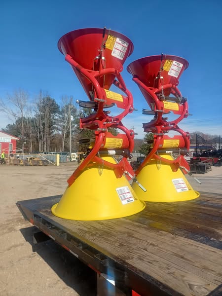 Sp180 spreader and spl400 poly spreaders for sale at McDonough Equipment!